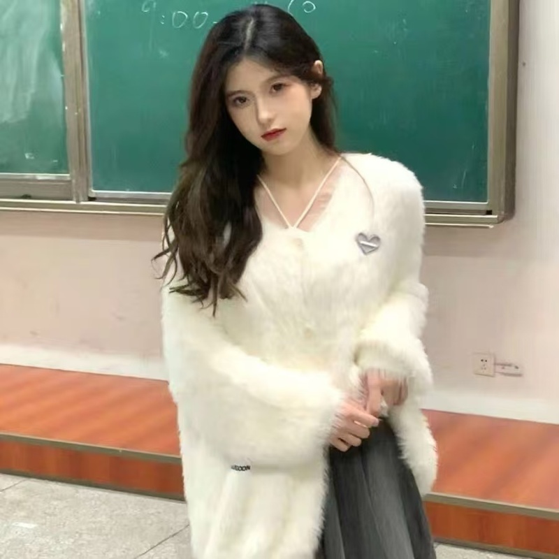 Autumn and winter new style soft and waxy cream white imitation mink V-neck loose warm knitted cardigan