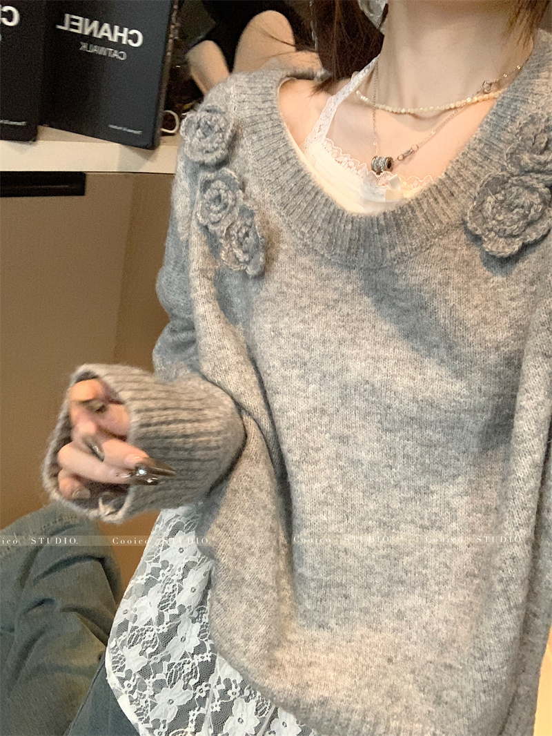 Real shot ballet style lace off-the-shoulder undershirt design sense flower hooded sweater knitted sweater two-piece set 