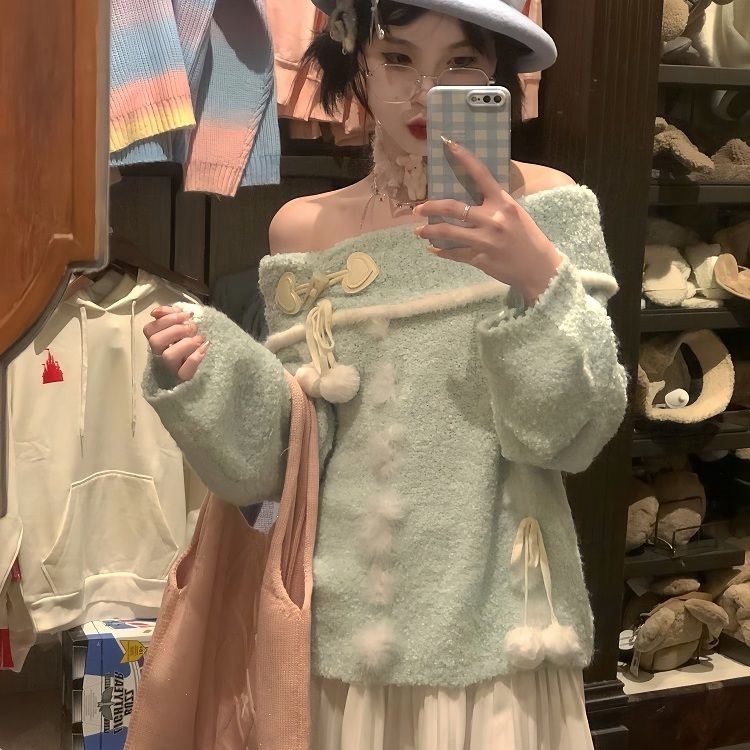 Soft and delicate one-line collar off-shoulder sweater with small snowball bow and small fragrant sweater for women to wear in autumn and winter