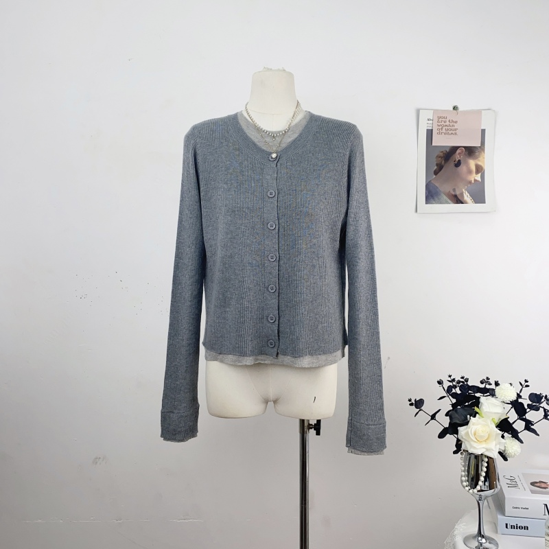 HEYGIRL Black Brother "Morandi" fake two pieces of design!  Autumn and winter contrast color long-sleeved knitted cardigan sweater