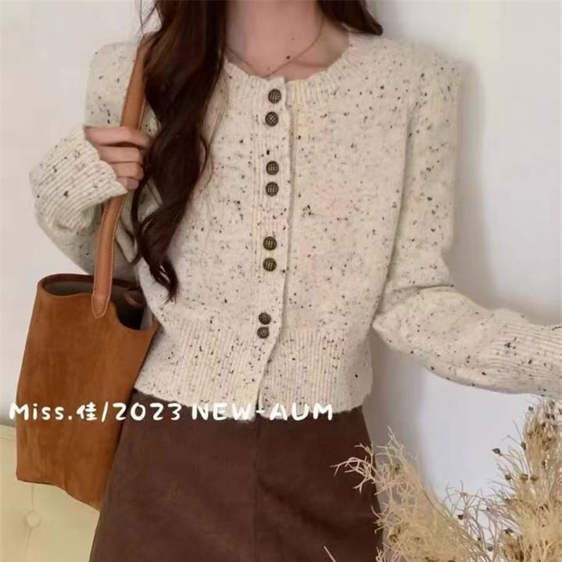 Autumn and winter new Korean style buttoned colorful dot round neck long-sleeved sweater slim solid color versatile temperament knitted top