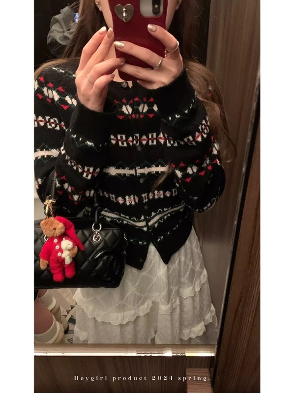 HEYGIRL Black Brother Fair Isle Love Letter Heavy Industry Two-color Jacquard Knitted Cardigan Women's Spring Atmosphere Sweater