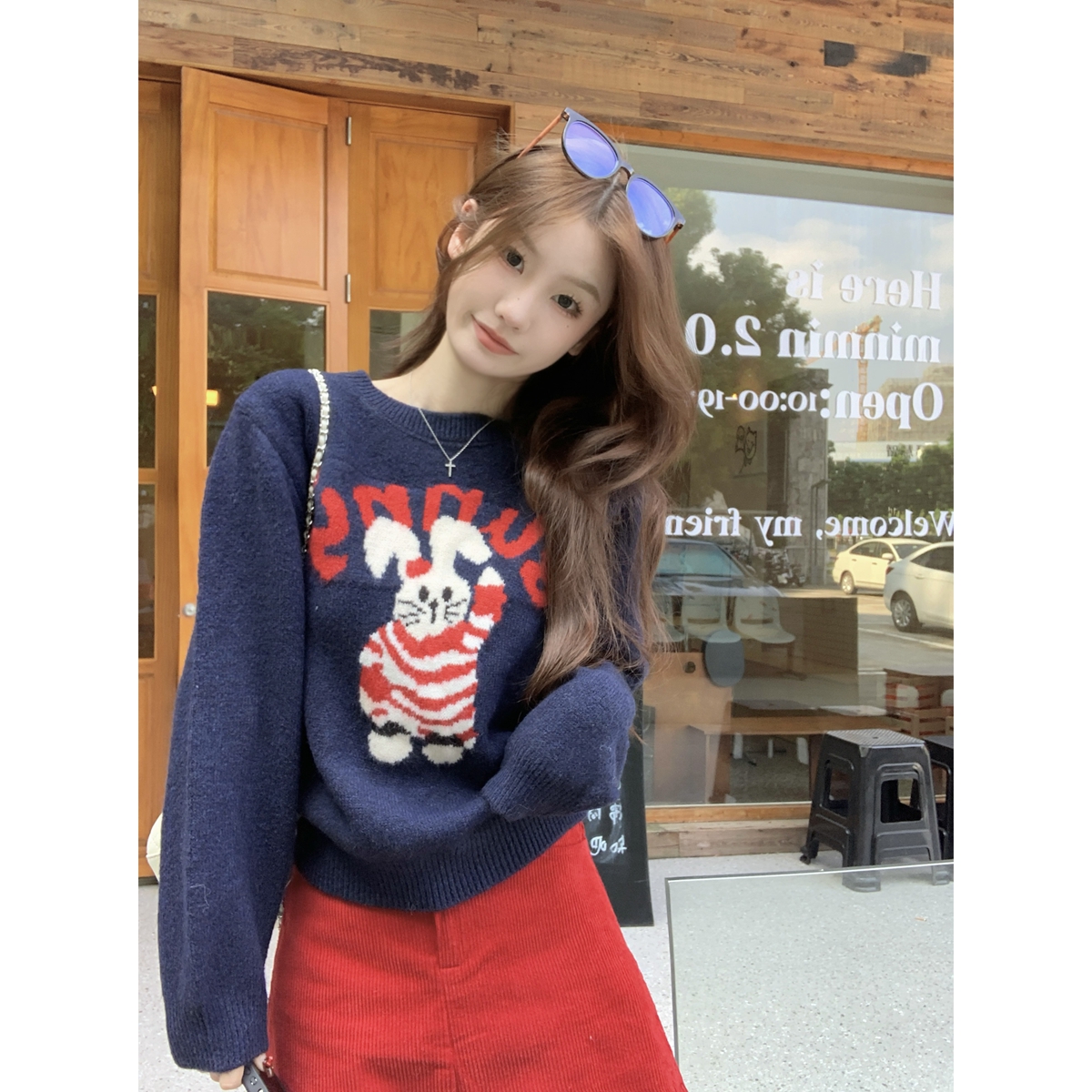 Real shot of autumn and winter Korean style loose cartoon jacquard age-reducing arctic velvet sweater with long-sleeved sweater inside
