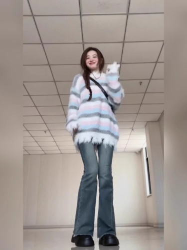 Imitation mink velvet Douyin quality national trend retro lazy hot girl style gradient striped sweater for women