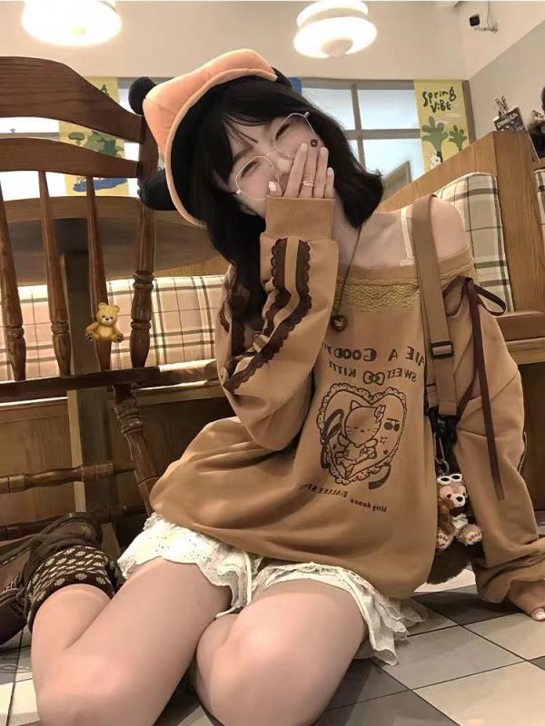 American retro cat print off-the-shoulder sweatshirt for women new long-sleeved autumn Korean style girl trend