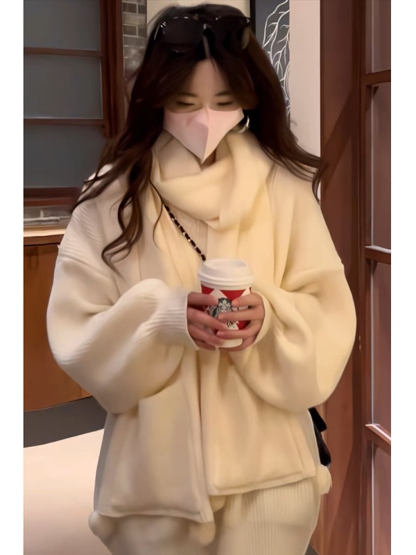 Autumn and winter new New Year and Christmas red sweater women's mid-length round neck scarf loose slimming top