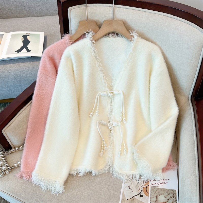 Plus size women's design new loose regular knitted sweater cardigan high-end French temperament jacket