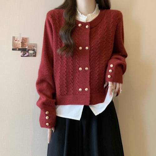 Large size design shirt spliced ​​red sweater women's winter and New Year wear fake two-piece knitted top