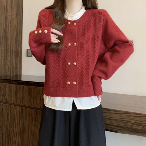 Large size design shirt spliced ​​red sweater women's winter and New Year wear fake two-piece knitted top