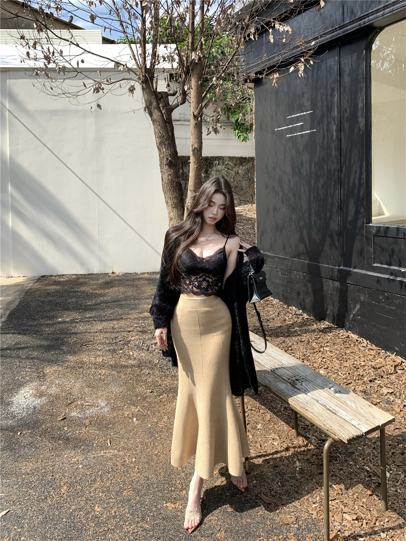 Real shot!  Warm, soft, waxy and lazy knitted cardigan sweater jacket suspender knitted long skirt three-piece set