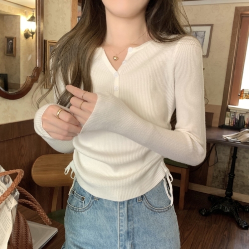 Autumn Korean style slim-fitting solid color pleated design knitted long-sleeved bottoming sweater for women