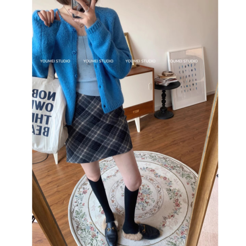 Retro woolen hip-hugging skirt for women 2024 autumn and winter plaid skirt with temperament and slimming a-line skirt