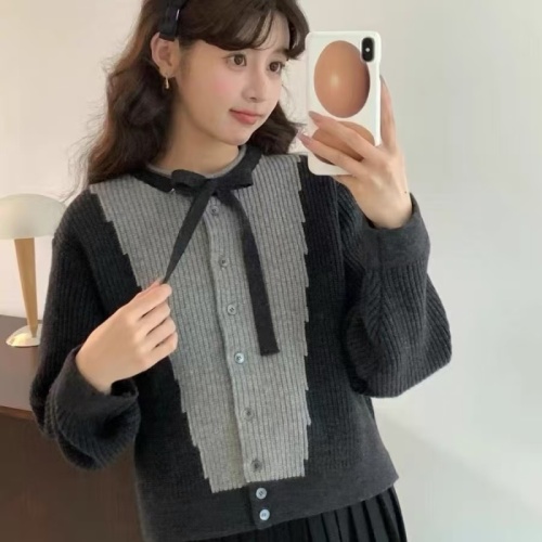 Autumn and winter new Korean wool lace-up bow sweater coat knitted cardigan for small people to wear