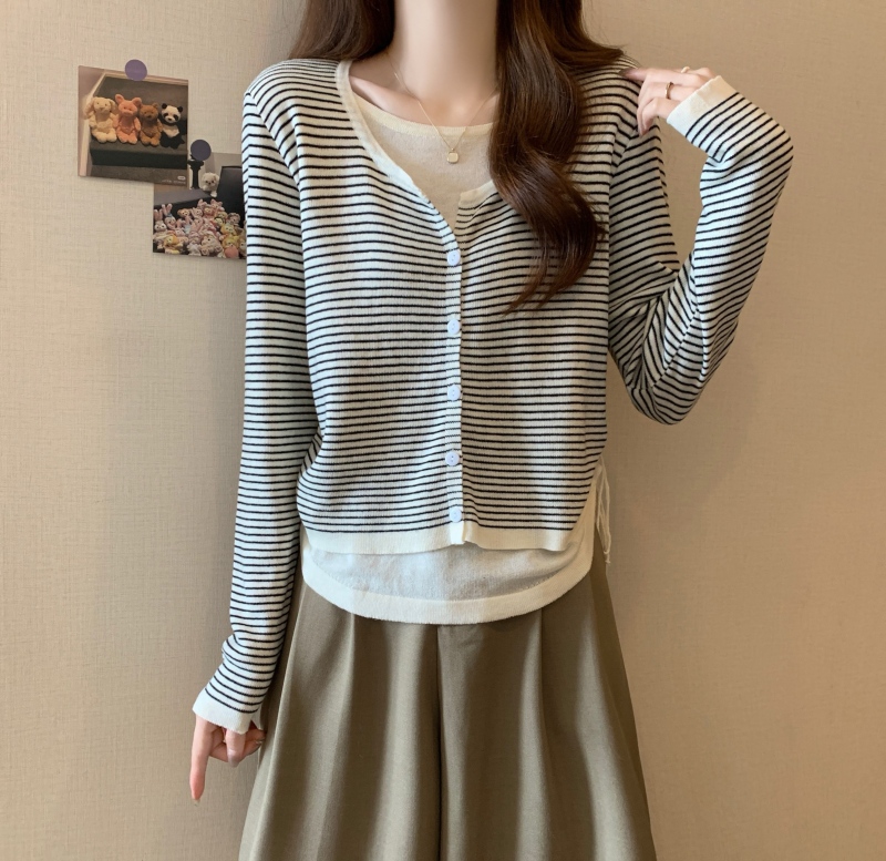 Large size design striped fake two-piece bottoming shirt for women in autumn fat mm knitted drawstring slim and versatile top