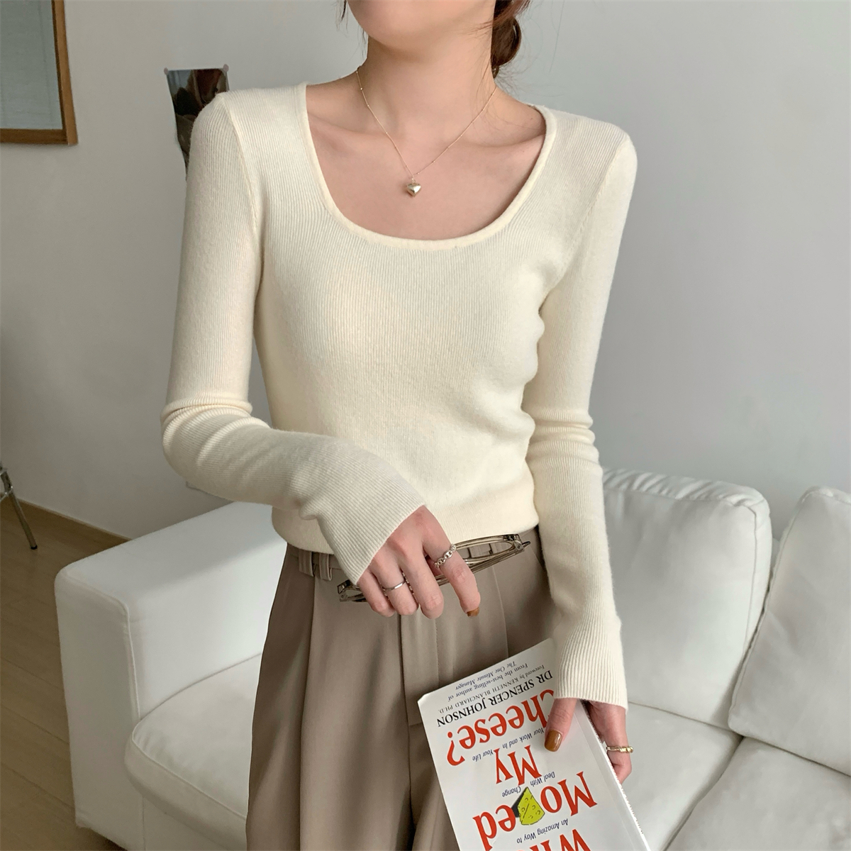 Actual shot of autumn and winter Korean style square collar temperament and versatile Andy velvet sweater long-sleeved bottoming sweater top
