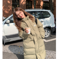 Lu Xiao Tuantuan college style mid-length down jacket for women 2024 winter new style loose thickened design coat