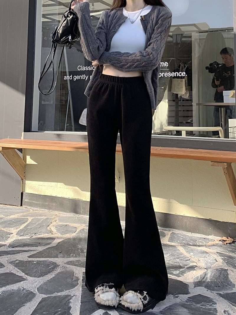 Photographed black temperament mini bell-bottom slim casual pants for women, autumn and winter lined and thickened, makes you look slimmer, floor-length pants