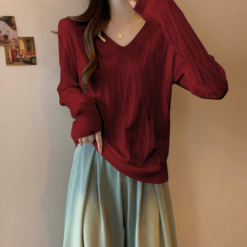 New plus size autumn and winter bottoming shirt solid color three-dimensional corrugated loose style V-neck knitted sweater long sleeves