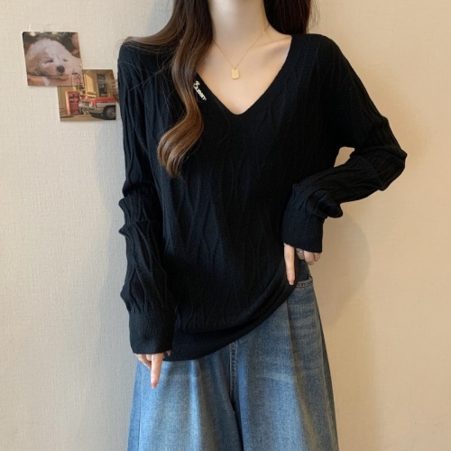 New plus size autumn and winter bottoming shirt solid color three-dimensional corrugated loose style V-neck knitted sweater long sleeves