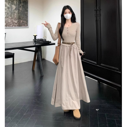 High-end long-sleeved dress for women in autumn and winter 2024 new French style bottoming square neck autumn long dress