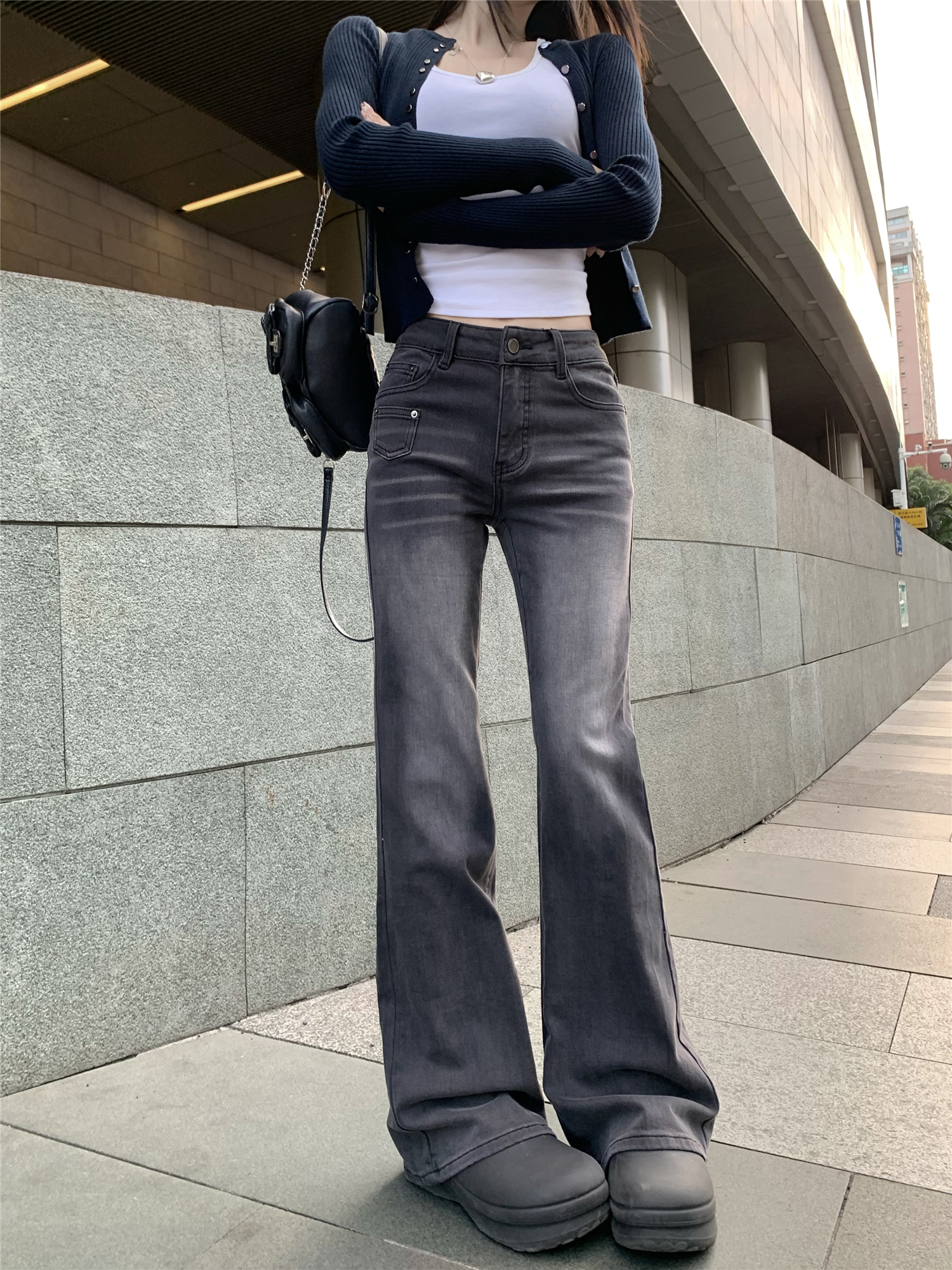 Real shot!  Leg-lengthening, low-waisted, slightly flared jeans for small women, slim fit, stretchy Korean style trousers, trendy