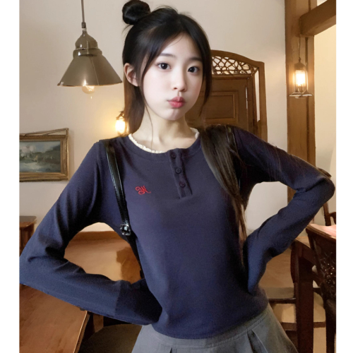 2024 Korean autumn American retro design versatile casual embroidered T-shirt long-sleeved bottoming top for women