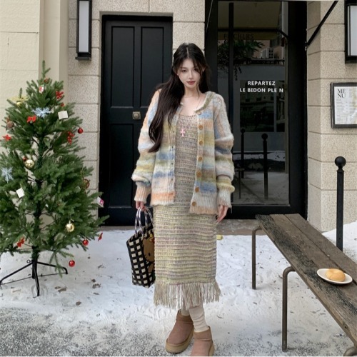 Actual shot ~ fashionable autumn and winter colorful tie-dyed sweater jacket braided fringed suspender skirt two-piece suit