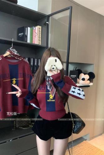 Vintage Embroidered Knit Top for Women: Loose Fit, Slimming, and Handmade