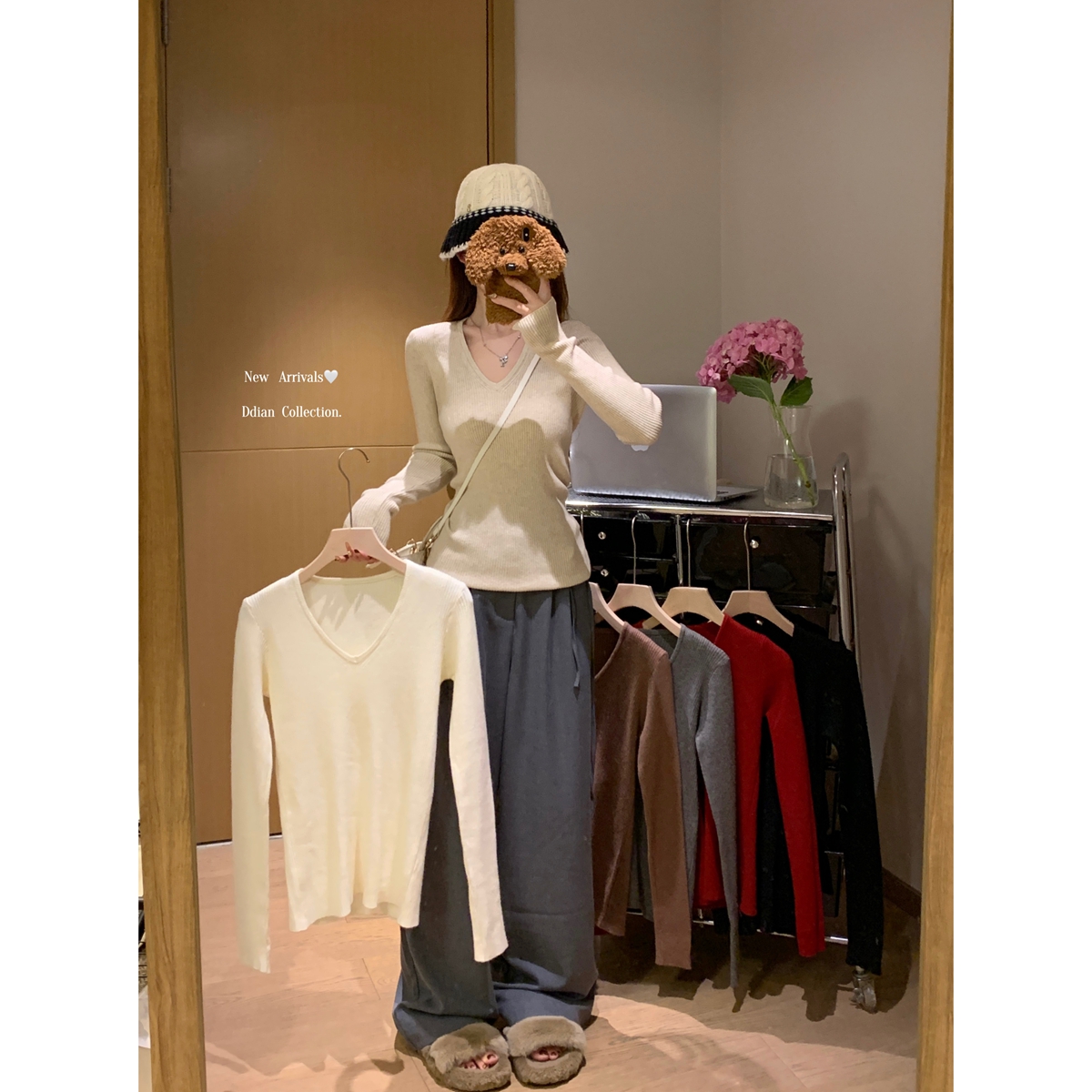 Actual shot of autumn and winter Korean style slim-fitting v-neck versatile Andy velvet sweater bottoming long-sleeved sweater top