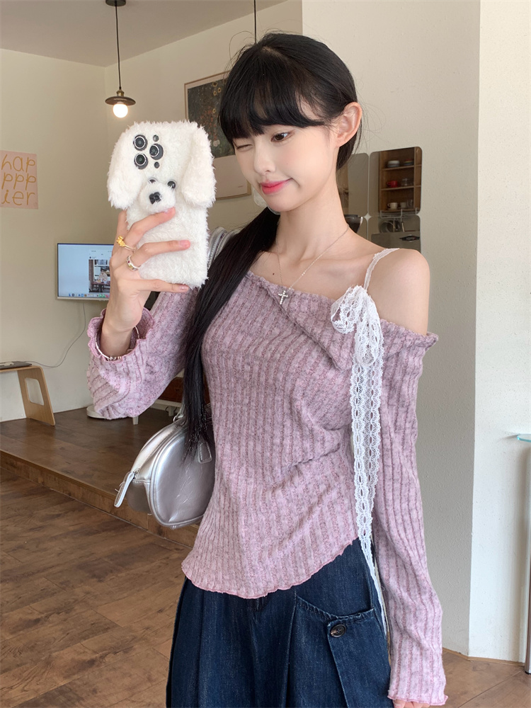 Real shot of niche splicing lace straps off-shoulder sweater for women in autumn design irregular bottoming shirt