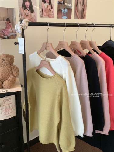 Real shot ~ Lazy age-reducing sweater for women autumn and winter 2024 new loose knitted soft waxy round neck pullover top