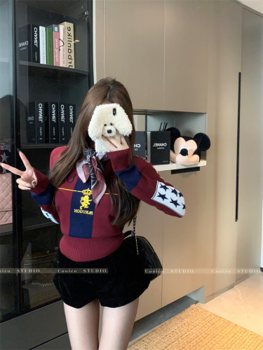 Vintage Embroidered Knit Top for Women: Loose Fit, Slimming, and Handmade