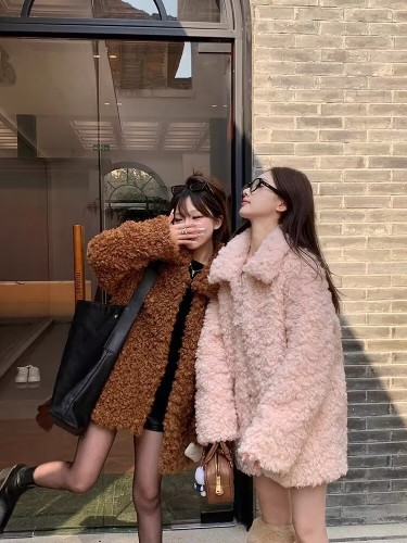 Shepherd Roll 2024 Lamb Wool Short Jacket New Winter Cotton Clothes Thickened Fashion Fur Coat