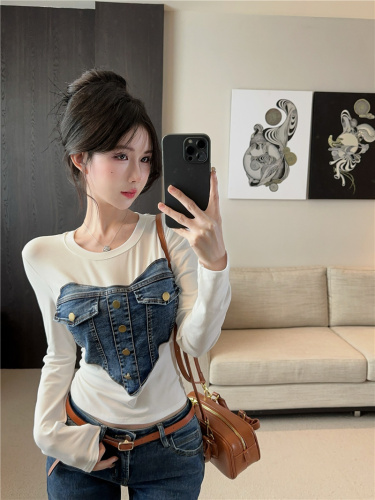 Actual shot~Autumn new Korean version of love heavy industry denim splicing long-sleeved T-shirt hot girl short top for women