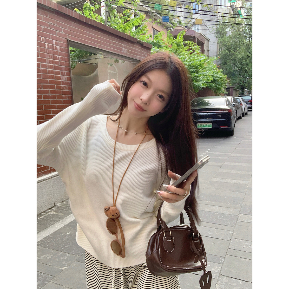 Actual shot of autumn and winter Korean style loose round neck versatile pleated Andy velvet sweater bottoming long-sleeved sweater for women