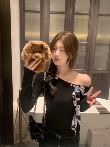 Silk scarf strap slanted shoulder T-shirt women's autumn white tight-fitting bottoming shirt pure desire off-shoulder long-sleeved slim short top