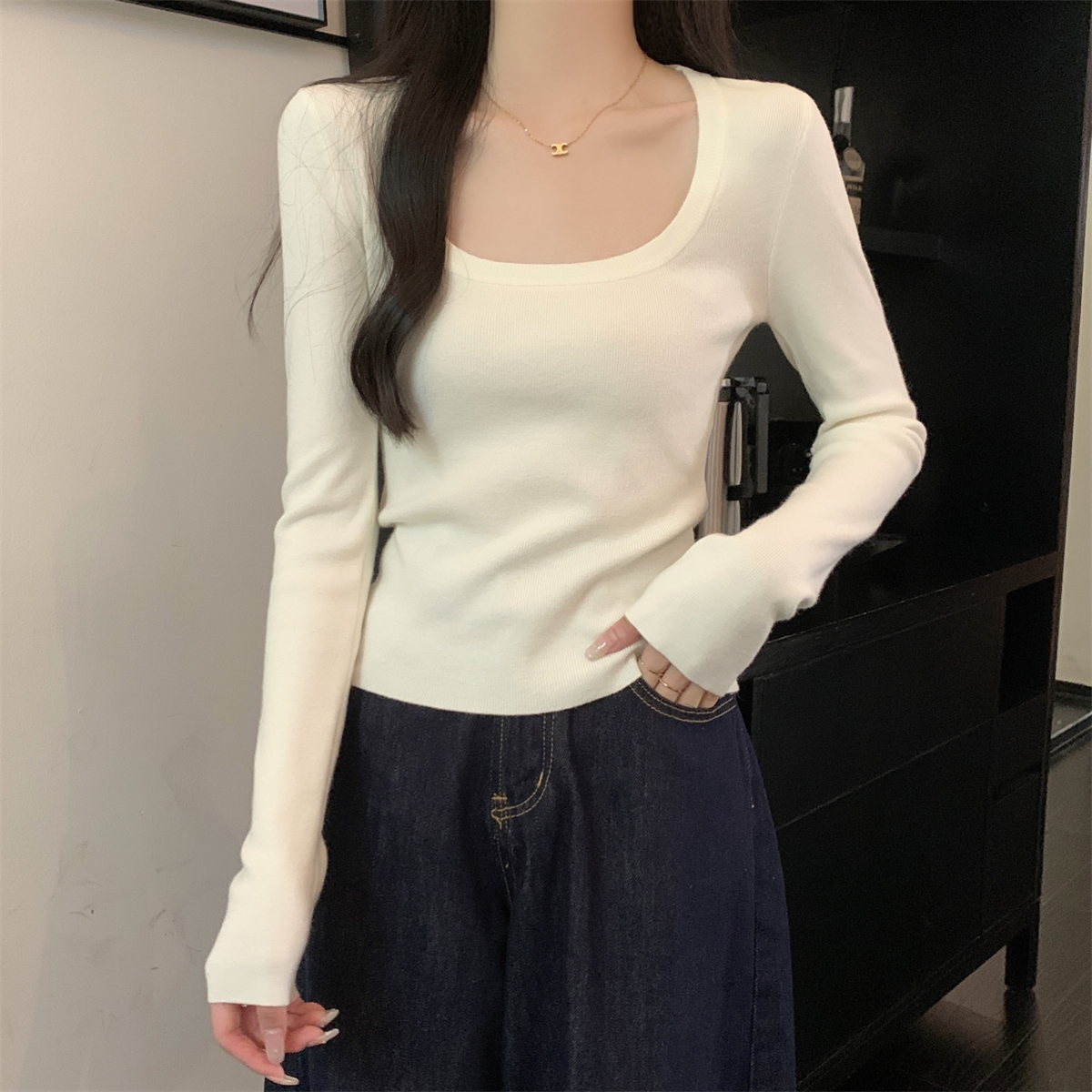 Actual shot of autumn and winter Korean style square collar simple and versatile slim-fitting Andy velvet sweater bottoming long-sleeved sweater for women