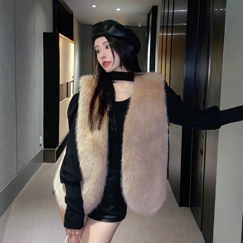 Real shot of fur vest for women 2024 autumn and winter new style mink velvet short Korean version imitation fox fur rabbit fur vest waistcoat