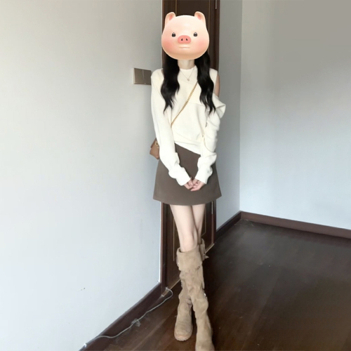 早入秋不规则针织衫女秋冬季韩系别致设计感内搭毛衣长袖露肩上衣