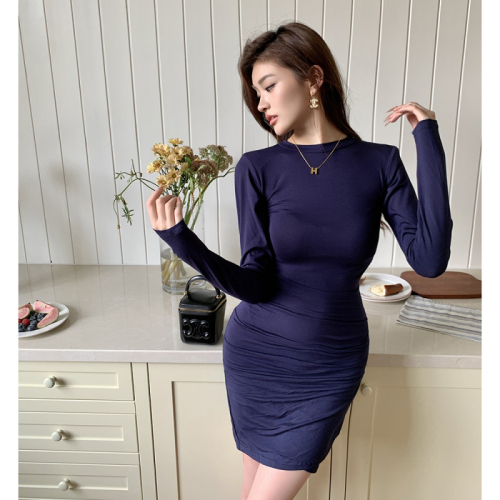 Real shot of 2024 autumn and winter new design pleated slim hip-hugging short skirt with inner layering and temperament dress for women