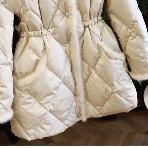 2024 winter cotton-padded jacket ins trendy long-sleeved raw edge splicing thickened waist warm cotton jacket for women