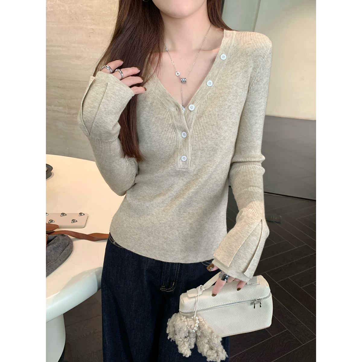 Actual shot of autumn and winter Korean style temperament half-open collar button design Andy velvet sweater long-sleeved bottoming sweater