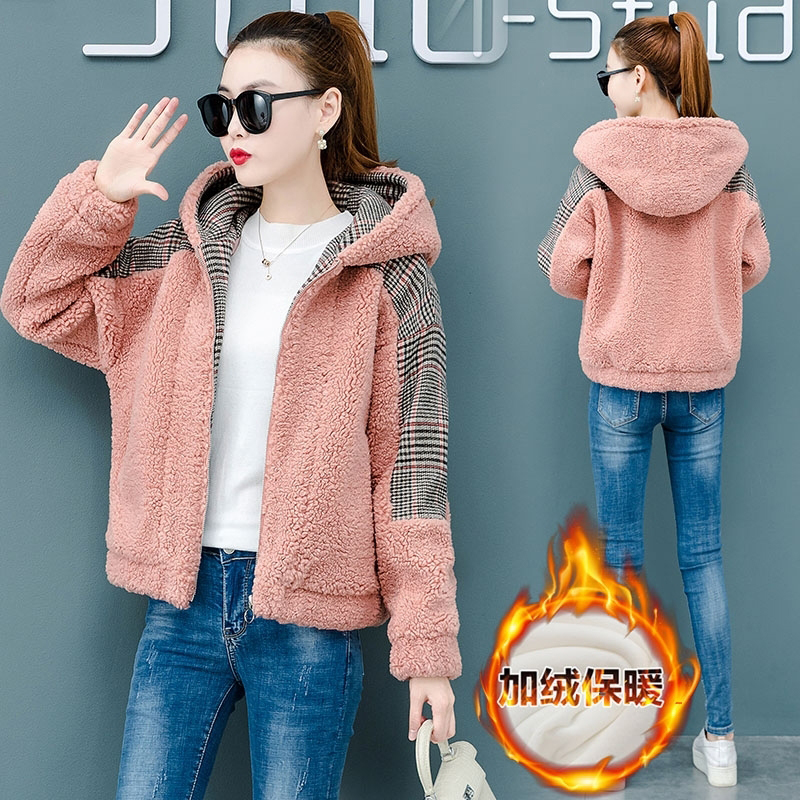 M-3XL Korean version of imitation lamb fur spliced ​​plaid sleeve inner bristle warm zipper hooded jacket (2 colors) medium size women's Casey doll