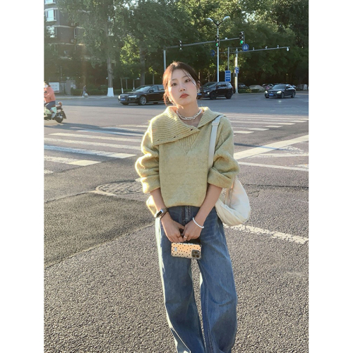 Lapel pullover sweater for women in autumn and winter new style loose lazy solid color versatile soft waxy Korean style design knitted top