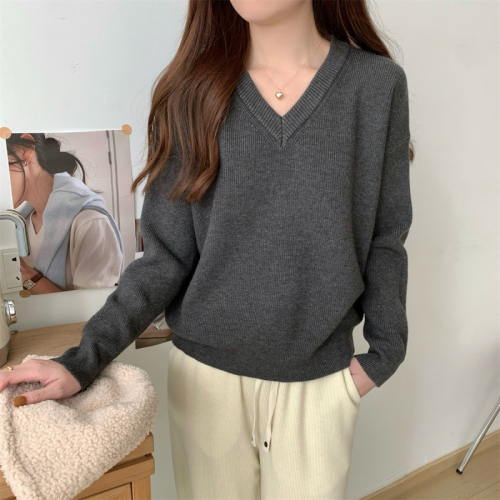 Real shot of autumn and winter Korean style loose v-neck versatile solid color Andy velvet sweater long-sleeved inner sweater top