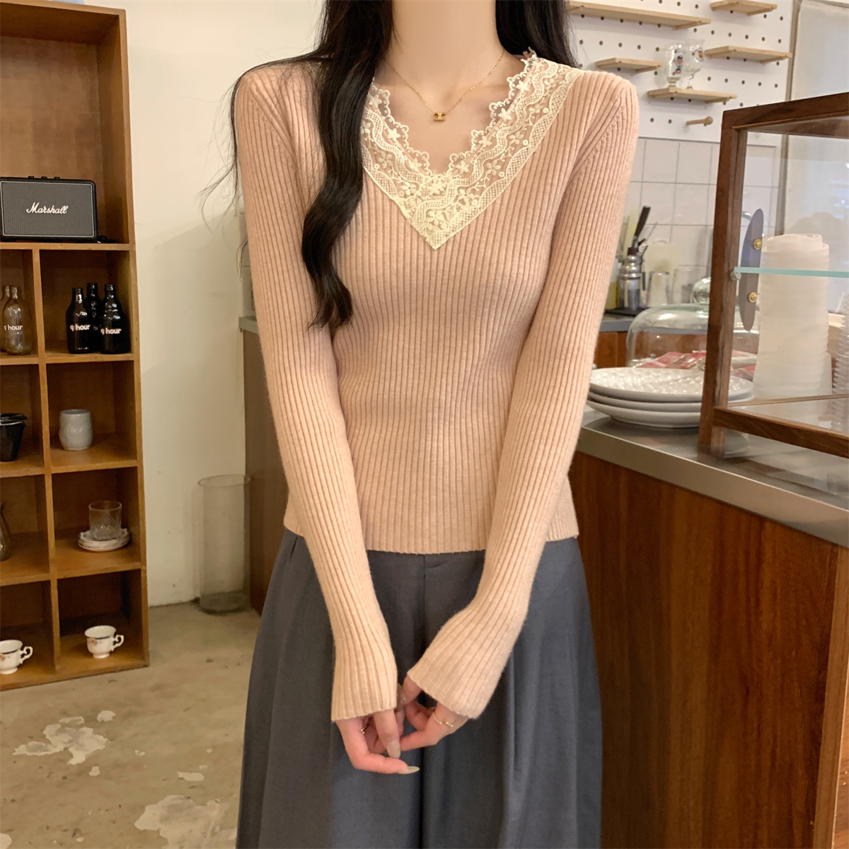 Real shot of autumn and winter Korean style v-neck lace splicing gentle sweater Andy velvet bottoming sweater long-sleeved top