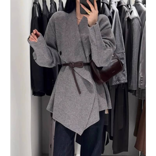 Hepburn style sweater knitted cardigan jacket for women autumn and winter new style lazy style high-end chic Korean style loose top