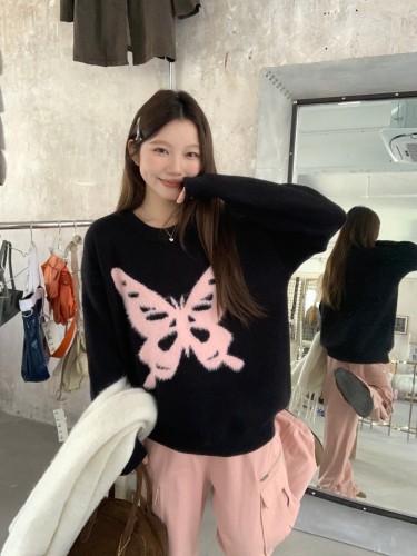 Actual shot of sweet and spicy butterfly loose black sweater autumn and winter round neck high-end lazy top