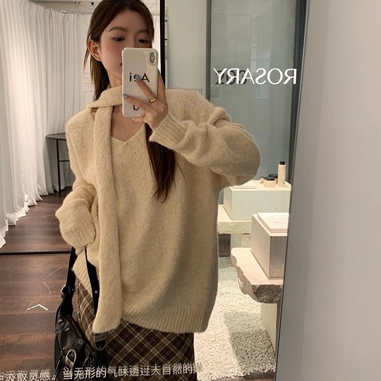 Korean style casual knitted lazy style top, fashionable Korean Dongdaemun versatile slimming V-neck sweater with scarf