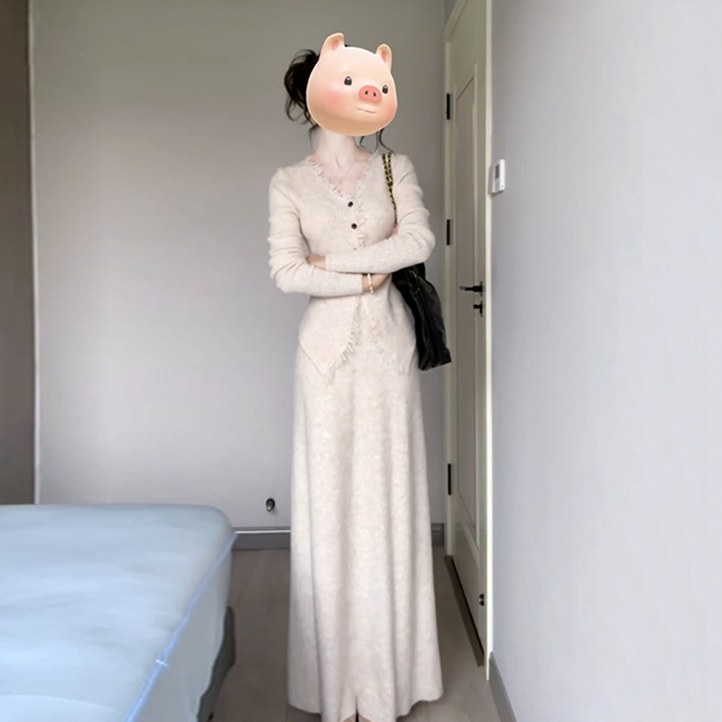 French knitted suit for women, a complete set of high-end outfits, solid color knitted cardigan, skirt, two-piece set